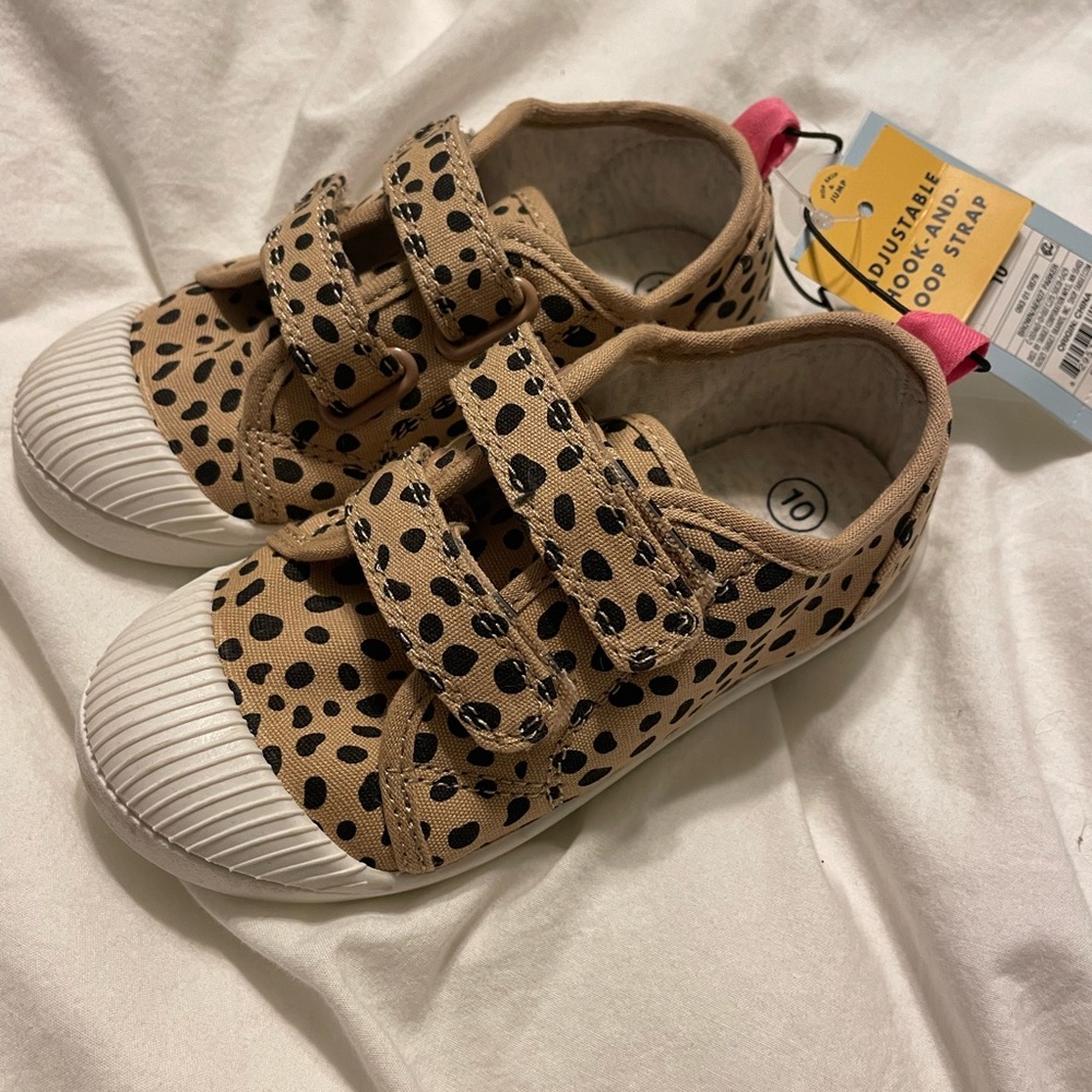 Cat & Jack cheetah shoes, size 10. NWT